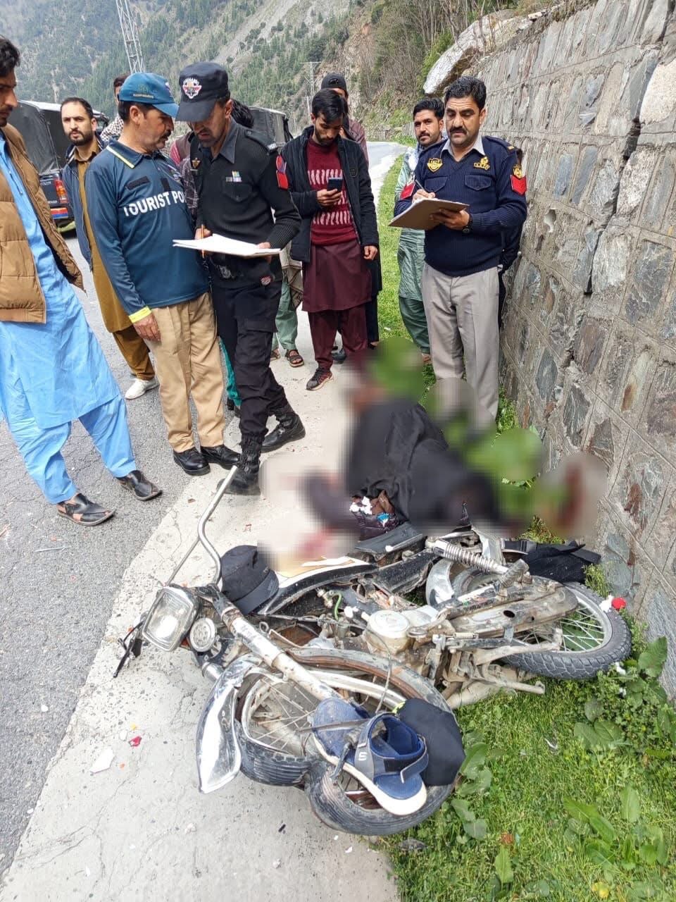 آزاد کشمیر میں موٹر سائیکل حادثات: ہیلمٹ کے استعمال نہ کرنے سے کئ جانیں ضائع