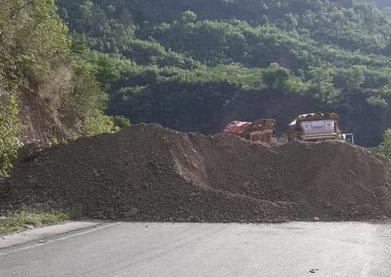 Azad Kashmir: AJK Authorities Block Roads Ahead of Azad Kashmir Long March