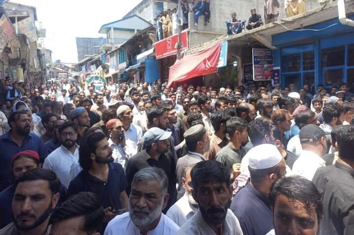 Protests Continues Against Arrests of Sardar Aman and Sardar Shabir in Azad Kashmir