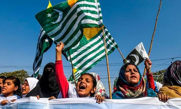 A Shift in Sentiment: Pakistan’s Independence Day Observed with Apathy in Azad Kashmir