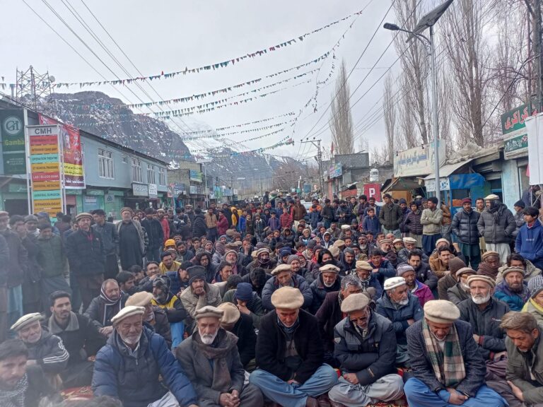 Protests Erupt in Gilgit-Baltistan Over Arrest of Three Scholars Near Pakistan-Iran Border