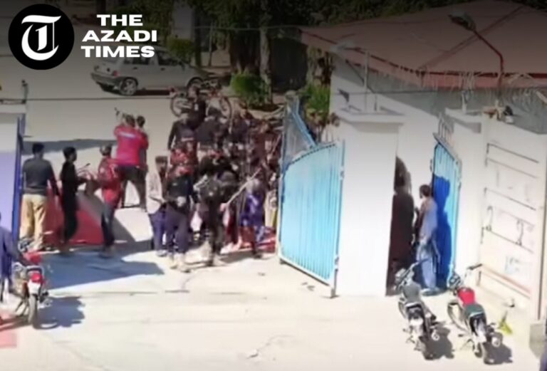 Students Protest Against Fee Hike at University of Kashmir, Clash with Police; Several Injured