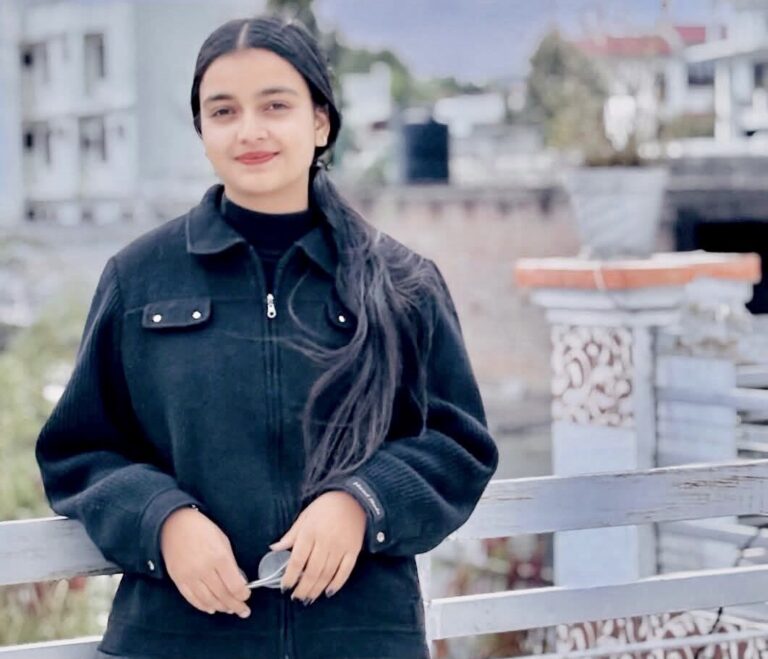 Harmeet Kour Shines in JKBOSE Class 12 Exams, Secures 94.4% Marks