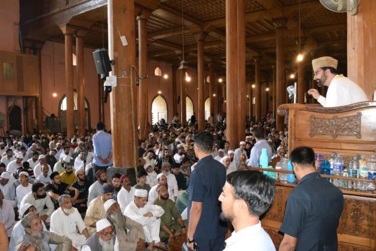 Mirwaiz of Kashmir Expresses Deep Concern Over Middle East Crisis, Calls for Peaceful Dialogue