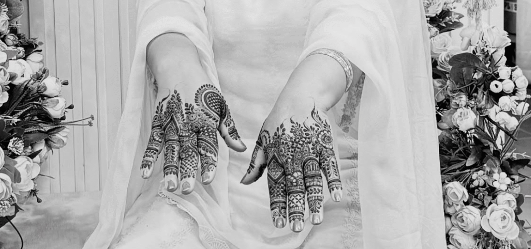 Kashmiri Mehndi Designs: Timeless Henna Art for Hands & Feet Now Trending Globally
