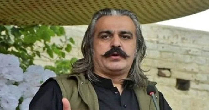 Court Orders Arrest of Former KP Chief Minister Ali Amin Gandapur in Liquor and Arms Recovery Case