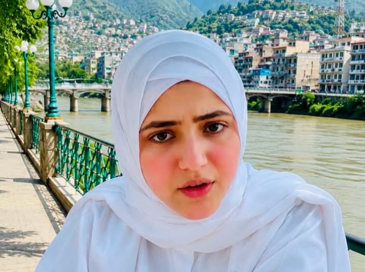 Kashmiri Social Activist and Journalist Azra Alam Reportedly Detained in Islamabad Alongside Two Sisters