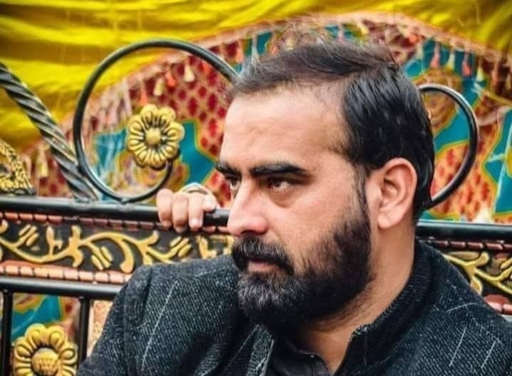 Sardar Aman Kashmiri Warns of Social Boycott Over Students in Pakistan